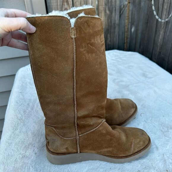 Koolaburra by UGG Women's Brown Shearling Tall Boots Wedge Heel Size 8 - Picture 1 of 9